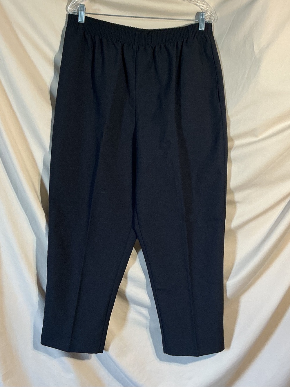 BonWorth Women's Black Straight-Leg Elastic Waist Pants